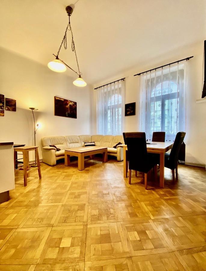Spacious Cozy Apartments In Centre Prague Ngoại thất bức ảnh