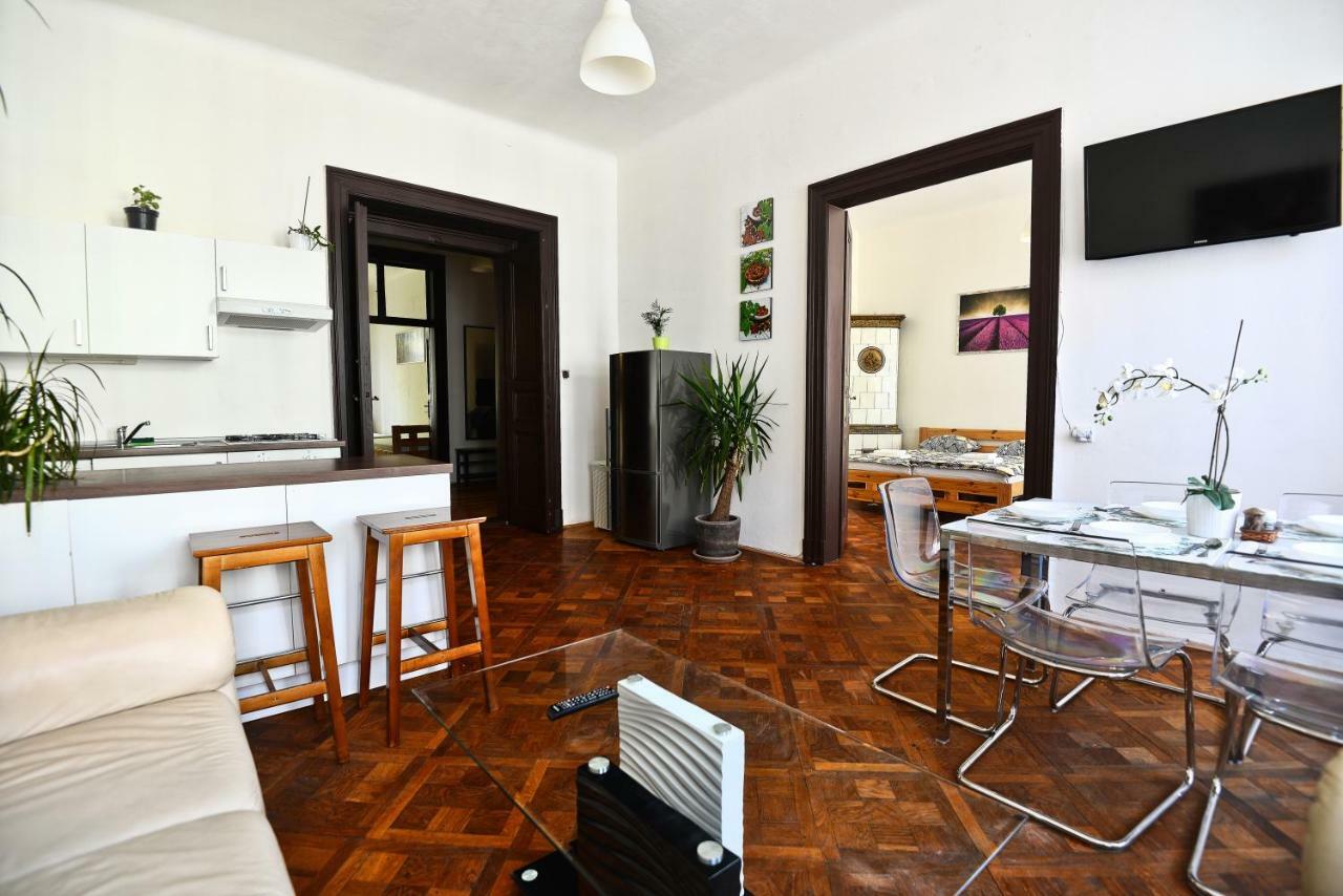 Spacious Cozy Apartments In Centre Prague Ngoại thất bức ảnh