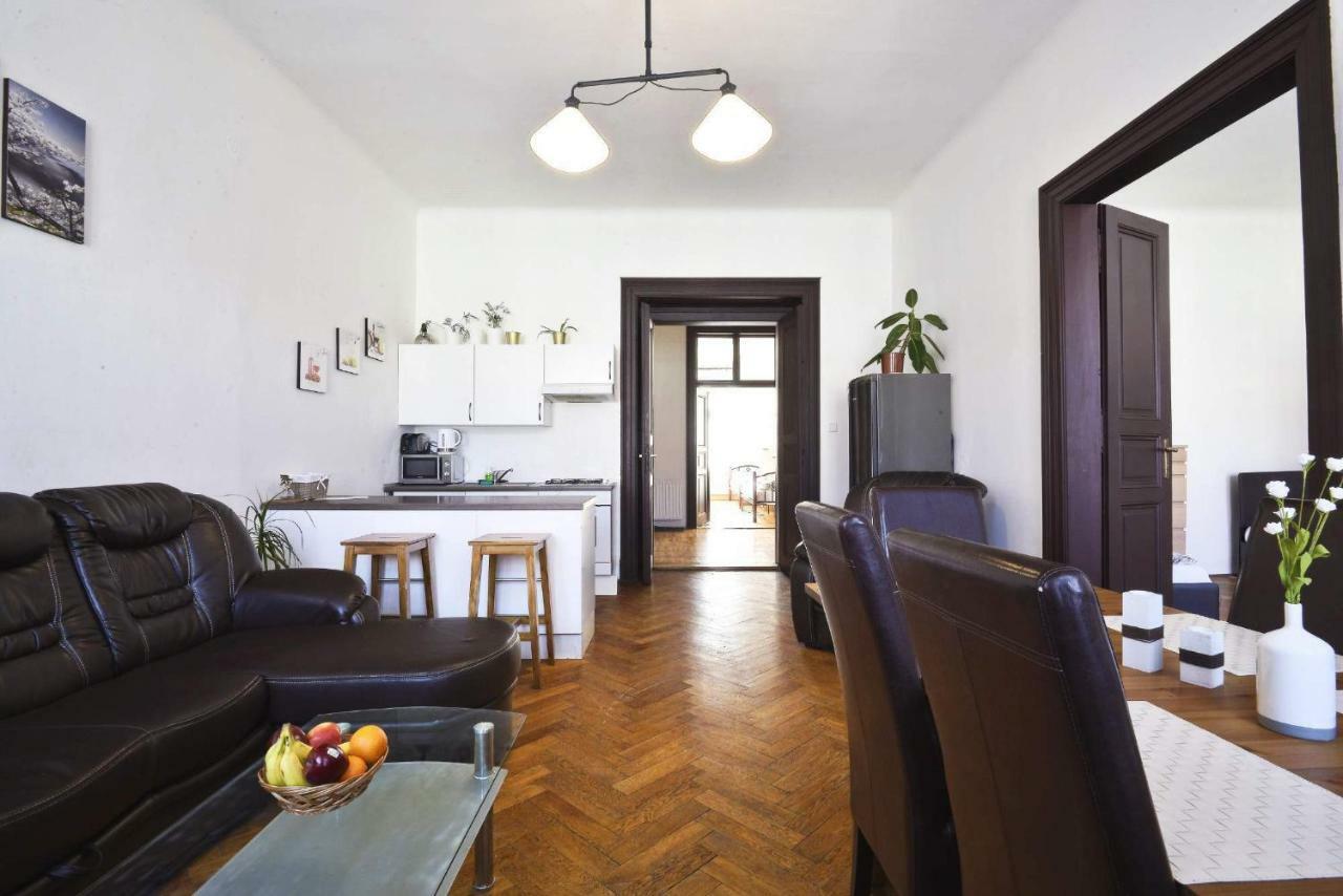 Spacious Cozy Apartments In Centre Prague Ngoại thất bức ảnh