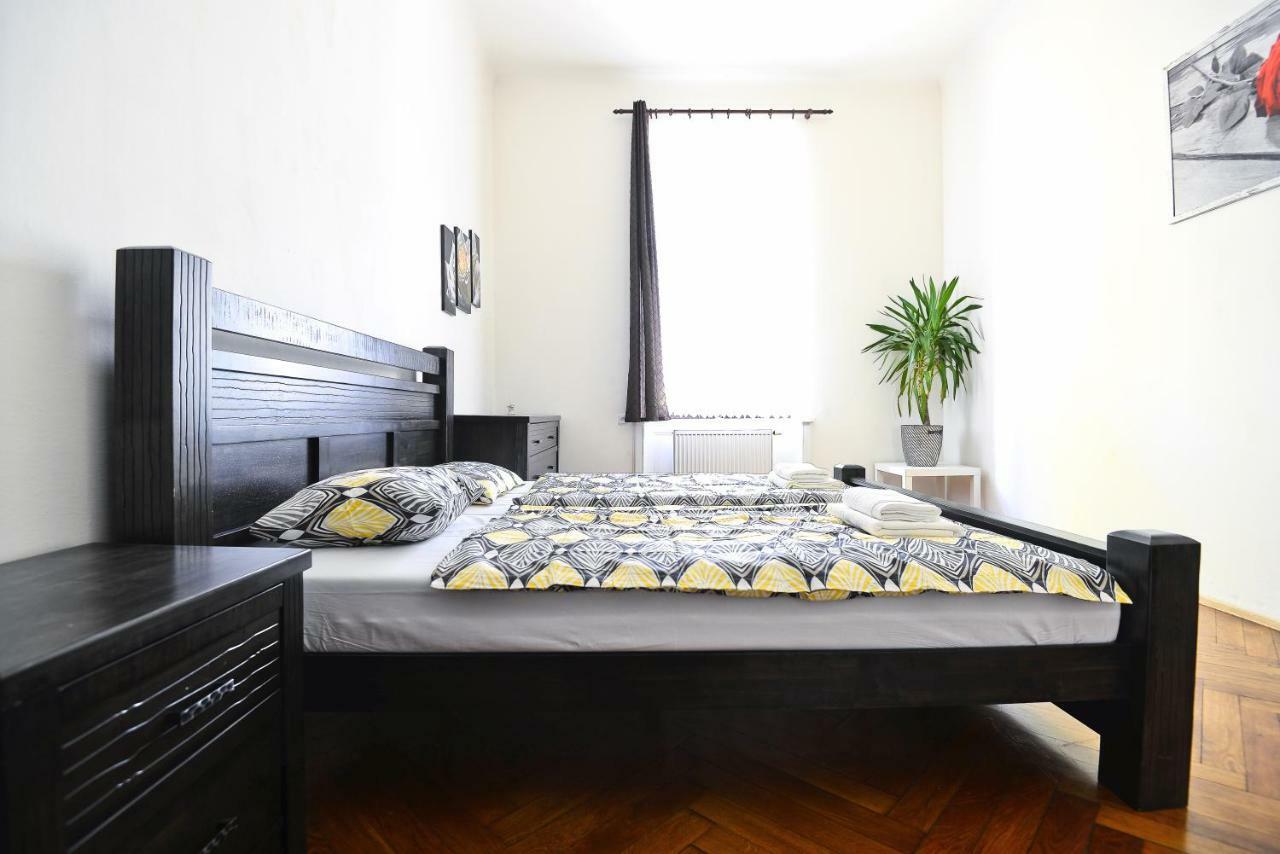 Spacious Cozy Apartments In Centre Prague Ngoại thất bức ảnh