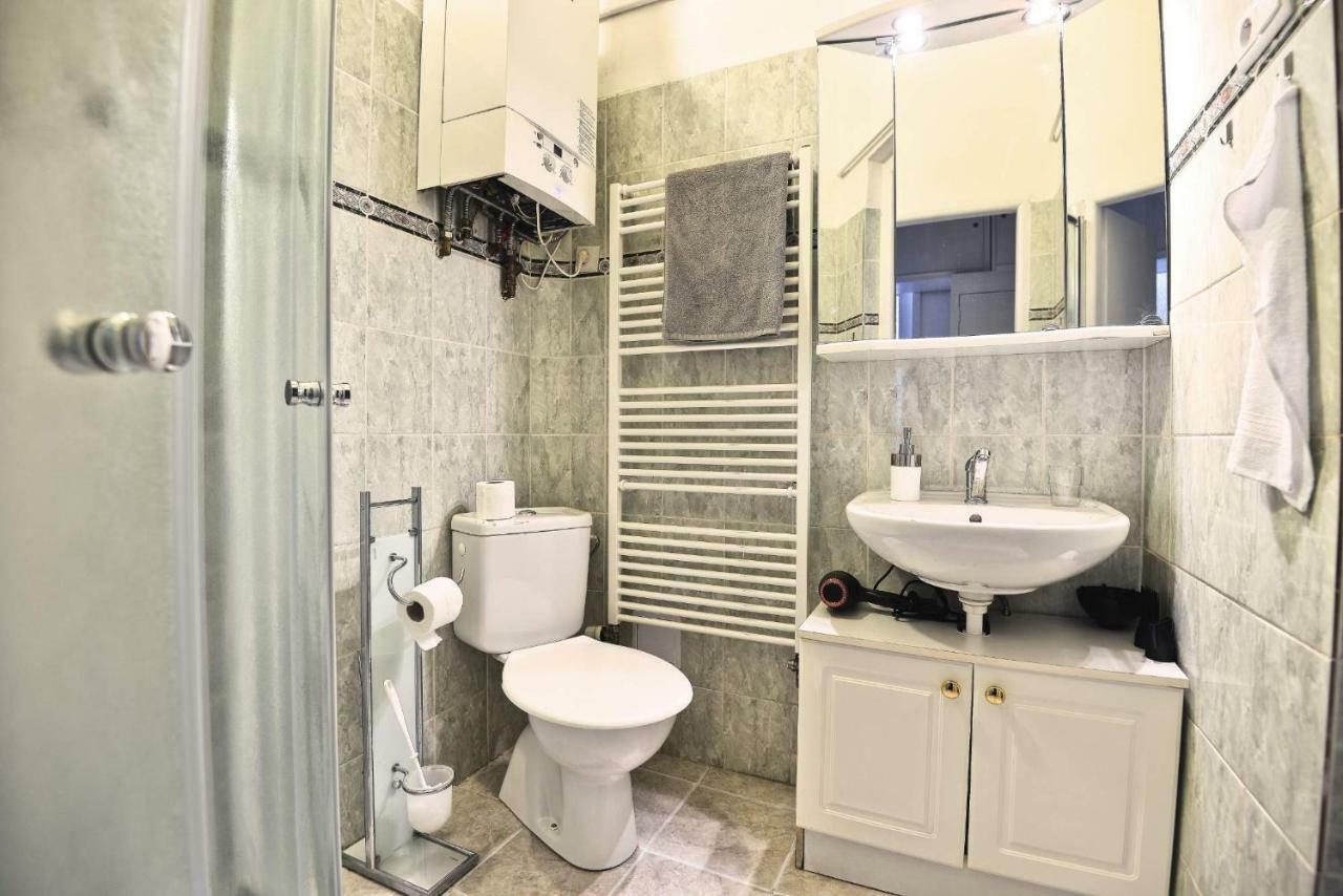 Spacious Cozy Apartments In Centre Prague Ngoại thất bức ảnh