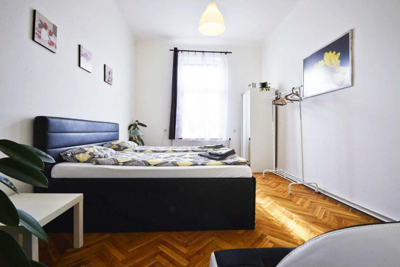 Spacious Cozy Apartments In Centre Prague Ngoại thất bức ảnh